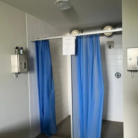Direkt Am - Toilette Und Dusche In Separatem Gebaeude بيت للعطل *